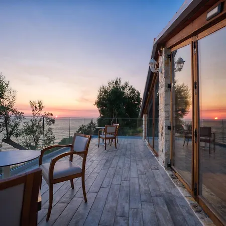 Phoebus Ágios Matthaíos