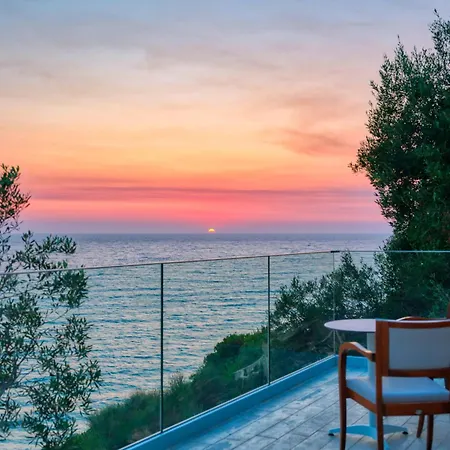 Phoebus * Agios Matthaios (Corfu)