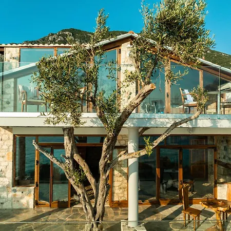 Phoebus * Agios Matthaios (Corfu)