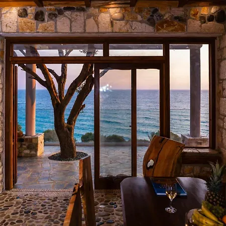 Phoebus * Ágios Matthaíos
