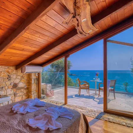 Phoebus * Ágios Matthaíos