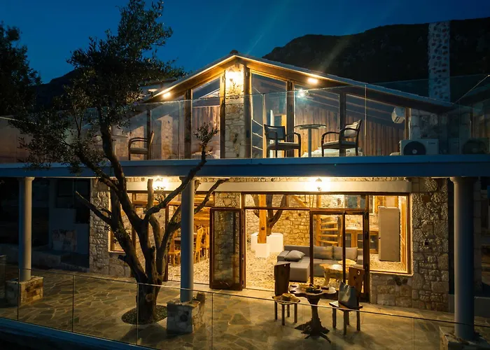 Phoebus * Ágios Matthaíos